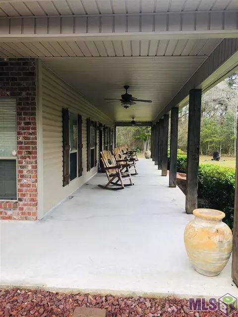 11606 Cooper Allen Rd, Walker, LA 70785 photo 2