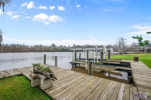 33208 Rivergate Cir, Springfield, LA 70462 photo 5