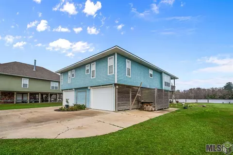 33208 Rivergate Cir, Springfield, LA 70462 photo 8