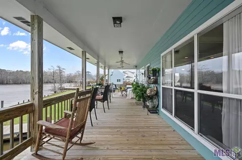 33208 Rivergate Cir, Springfield, LA 70462 photo 13