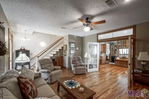 12365 Clanton Dr, Walker, LA 70785 photo 5