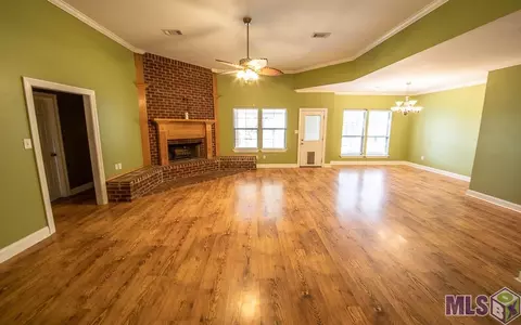 30325 Jackson St, Walker, LA 70785 photo 3