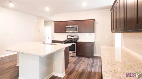 34846 Spring Trails Dr, Walker, LA 70785 photo 6