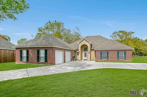 12835 Hodges Ln, Walker, LA 70785 photo 1