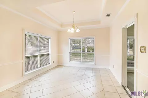 12835 Hodges Ln, Walker, LA 70785 photo 5