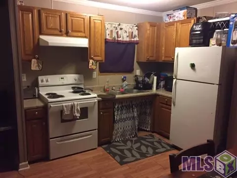30140 Smith Dr, Walker, LA 70785 photo 2