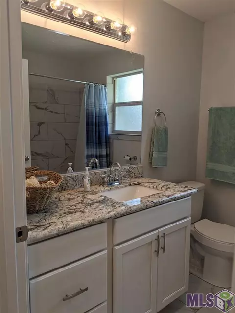 6676 Landmor Dr, Central, LA 70739 photo 10