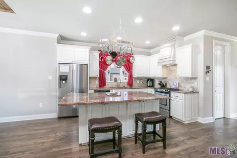 13297 Williamsburg Dr, Walker, LA 70785 photo 8