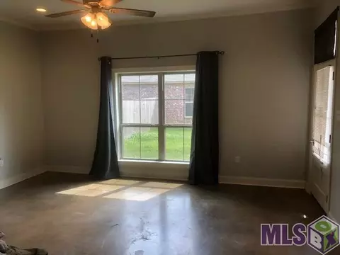 33690 Duff Rd, Walker, LA 70785 photo 2