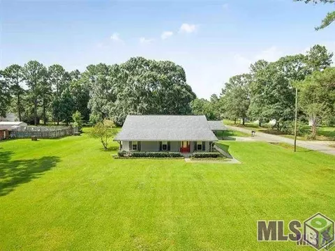 12627 Pleasant Rdg, Walker, LA 70785 photo 1