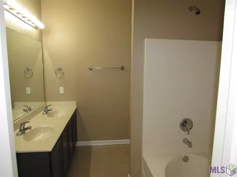 5228 Cicero Ave, Darrow, LA 70725 photo 9