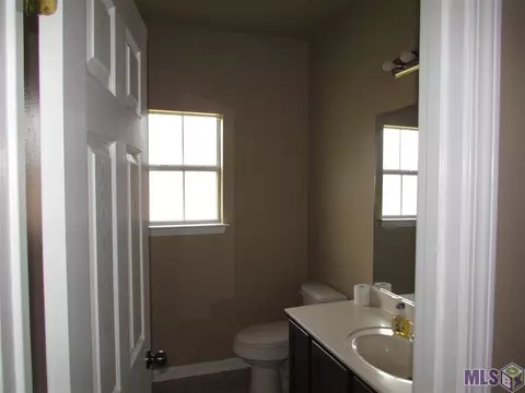 5228 Cicero Ave, Darrow, LA 70725 photo 10