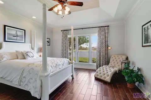 320 Lac Calcasieu Dr, Luling, LA 70070 photo 12