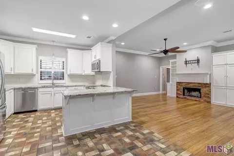 32510 Dwayne Dr, Walker, LA 70785 photo 13