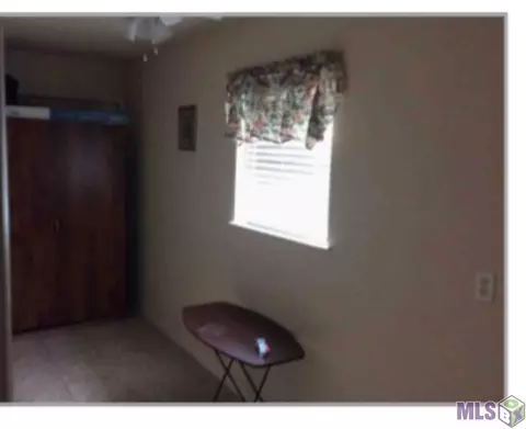 4401 Fourchon Dr, Baker, LA 70714 photo 3