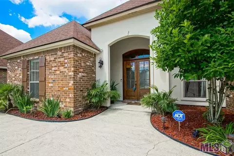 34231 Spring Lake Dr, Walker, LA 70785 photo 3
