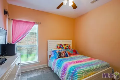 34231 Spring Lake Dr, Walker, LA 70785 photo 16