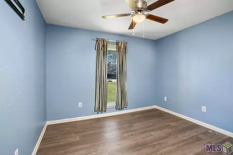 26817 Pen Dr, Walker, LA 70785 photo 11