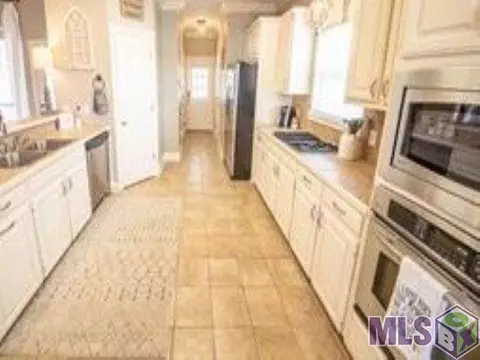 32885 Briar Oak Dr, Walker, LA 70785 photo 4