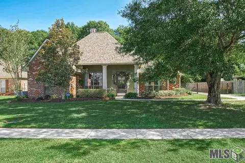 12529 Winter Ridge Dr, Walker, LA 70785 photo 2