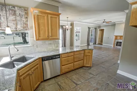 12529 Winter Ridge Dr, Walker, LA 70785 photo 11