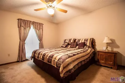 14912 Crystal Dr, Pride, LA 70770 photo 13