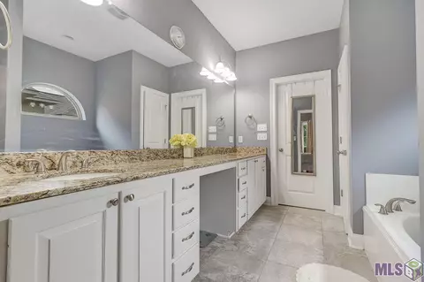 31030 Lake Spring Dr, Walker, LA 70785 photo 8