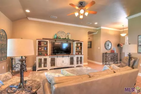 27984 Foxfire Ave, Walker, LA 70785 photo 3