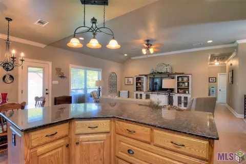 27984 Foxfire Ave, Walker, LA 70785 photo 6