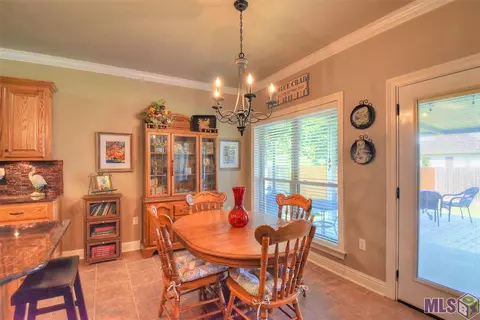 27984 Foxfire Ave, Walker, LA 70785 photo 7