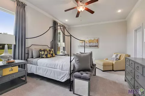 30727 Bluewing Cres, Springfield, LA 70462 photo 9