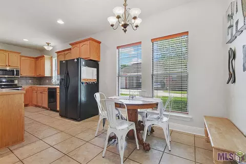 32832 Fox Run Dr, Walker, LA 70785 photo 5