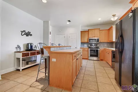 32832 Fox Run Dr, Walker, LA 70785 photo 6