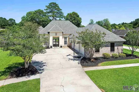 32832 Fox Run Dr, Walker, LA 70785 photo 1