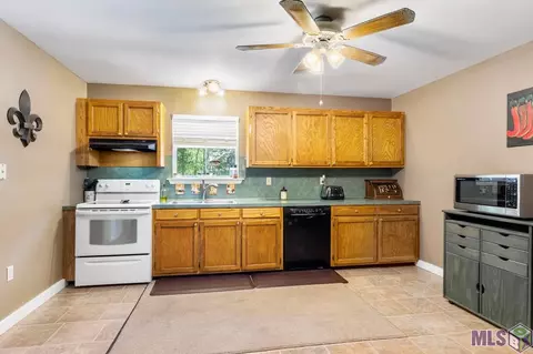13000 Rougk Ln, Walker, LA 70785 photo 5