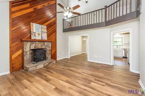 35999 Weiss Rd, Walker, LA 70785 photo 2