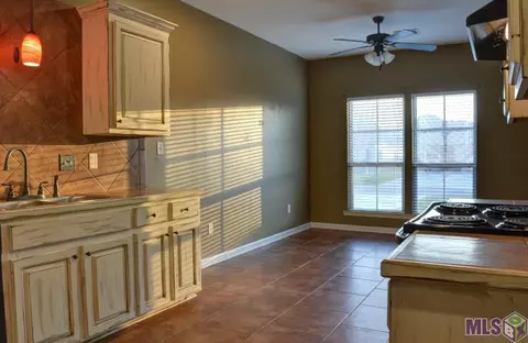 30210 Daffodil Dr, Walker, LA 70785 photo 10