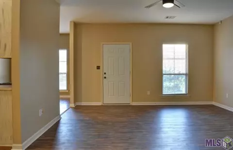 30210 Daffodil Dr, Walker, LA 70785 photo 5