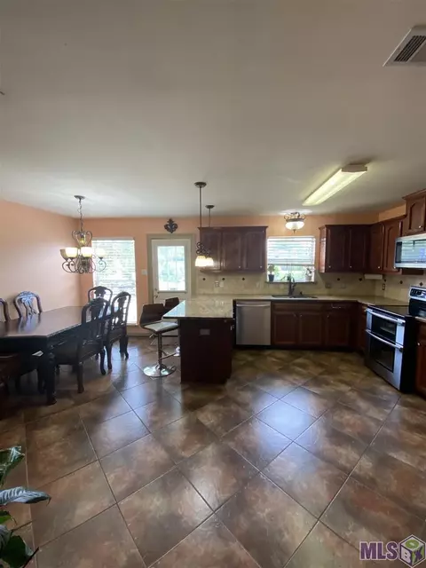 5115 Fullerton Ave, Baker, LA 70714 photo 5