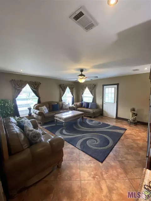 5115 Fullerton Ave, Baker, LA 70714 photo 4