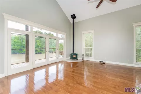 20705 Riverside Rd, Springfield, LA 70462 photo 10