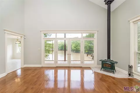 20705 Riverside Rd, Springfield, LA 70462 photo 11