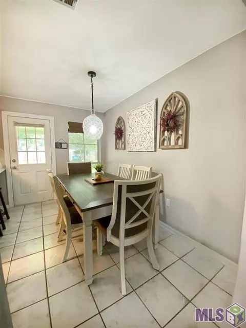 30470 Paul Dr, Walker, LA 70785 photo 8