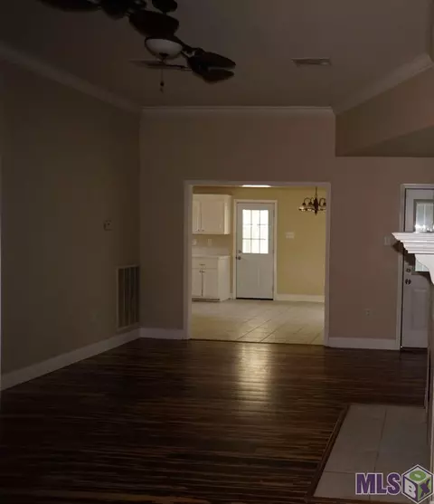 36117 Walker North Rd, Walker, LA 70785 photo 5