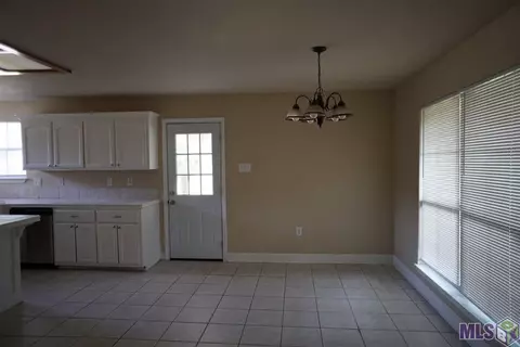 36117 Walker North Rd, Walker, LA 70785 photo 16