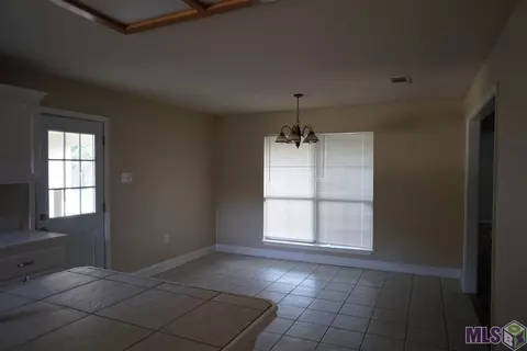 36117 Walker North Rd, Walker, LA 70785 photo 17