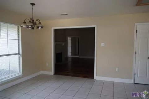36117 Walker North Rd, Walker, LA 70785 photo 13