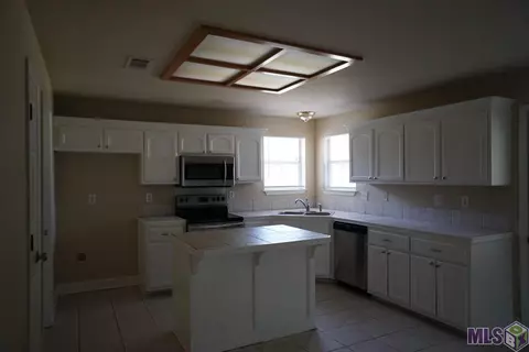 36117 Walker North Rd, Walker, LA 70785 photo 15