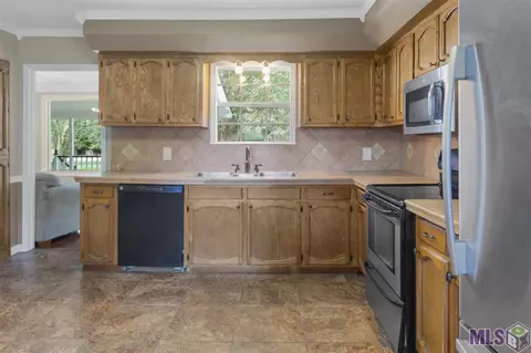 30266 Milton Dr, Walker, LA 70785 photo 7