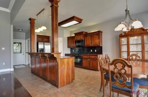 33820 Natures Way, Walker, LA 70785 photo 4